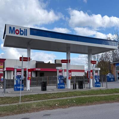 Mobil Gas Station Niagara Falls
