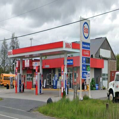 Esso + 5 Commercial Units + Storage yard